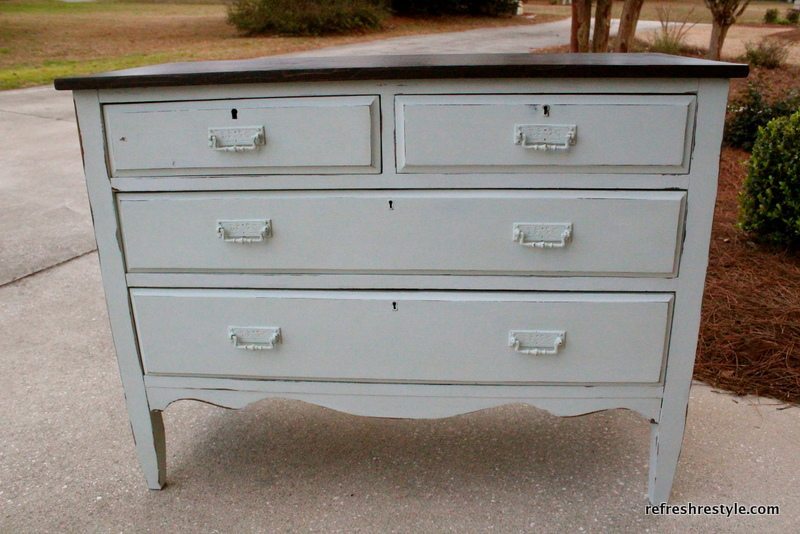 Maison blanche dresser makeover