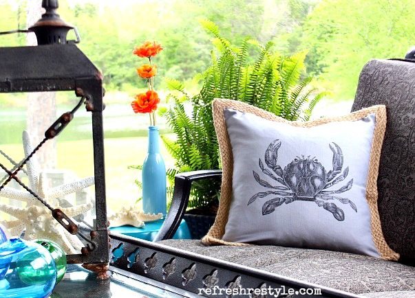 Beach Pillow - Crab
