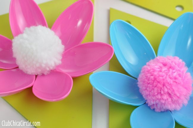 Easy-Spring-Flower-Garland-@clubchicacircle