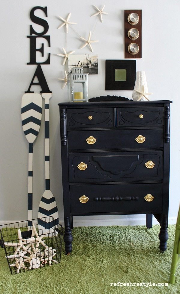 Navy #maisonblanchepaint #paintedfurniture #ad