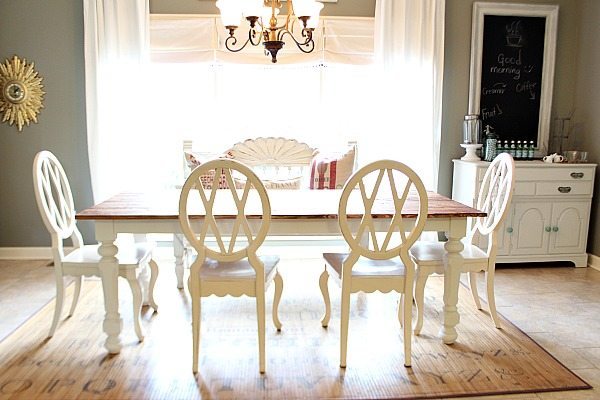 How to paint a farm table. #farmtable#maisonblanchepaint #paintedfurniture #ad #refreshrestyle