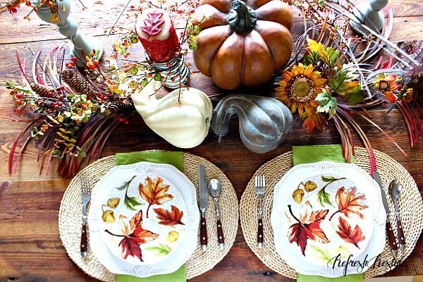 How to Decorate Your Farm Table Fall Edition