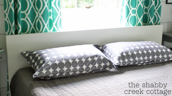09 - Shabby Creek Cottage - King Size Headboard from Door