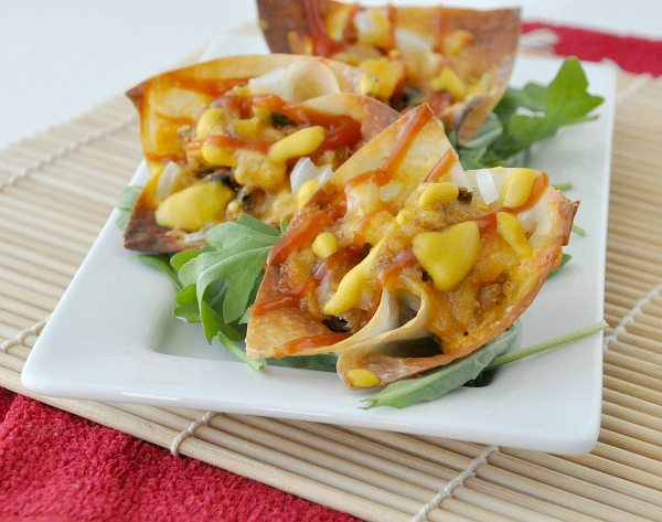18 - Peas and Crayons - Cheeseburger Wonton Cups