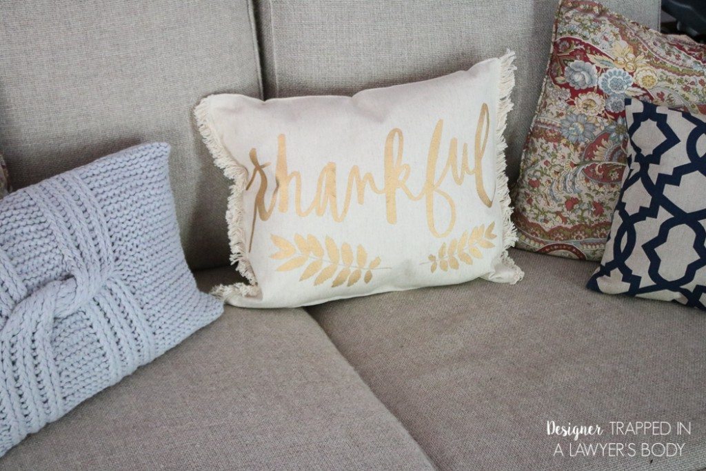 Easy DIY placemat-pillows-