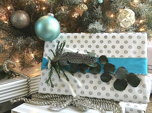 Christmas Gift Wrapping with Natural Elements