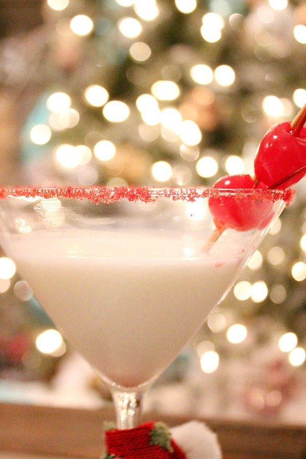 Cheers Very Merry Christmas martini at Refresh Restyle