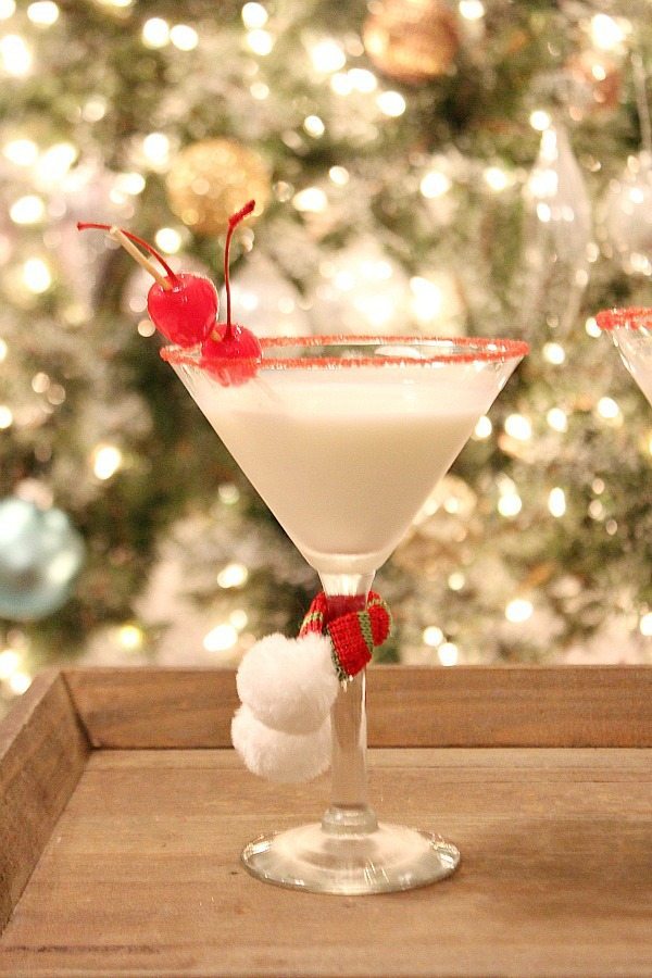 Happy Very Merry Martini at Refresh Restyle