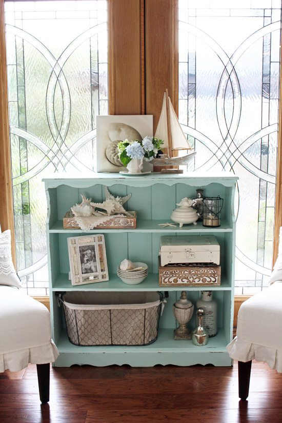 Bookcase transformation from Confessions of a Serial Do It Yourselfer