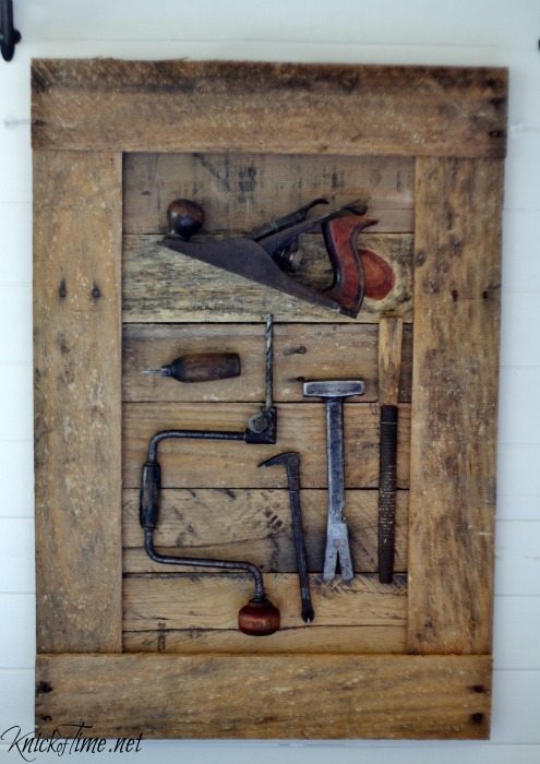 Gorgeous Farmhouse Projects Old-Tools-Display