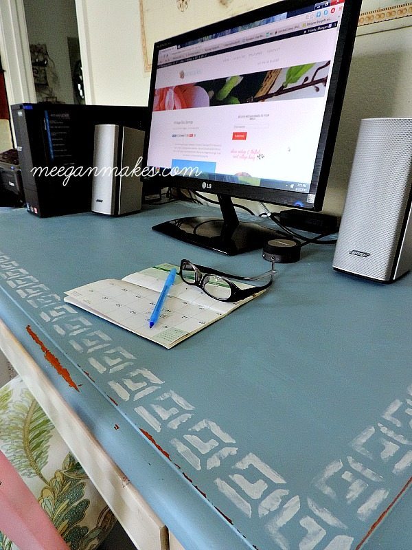 Rustic Desk Makeover from What Meegan Makes