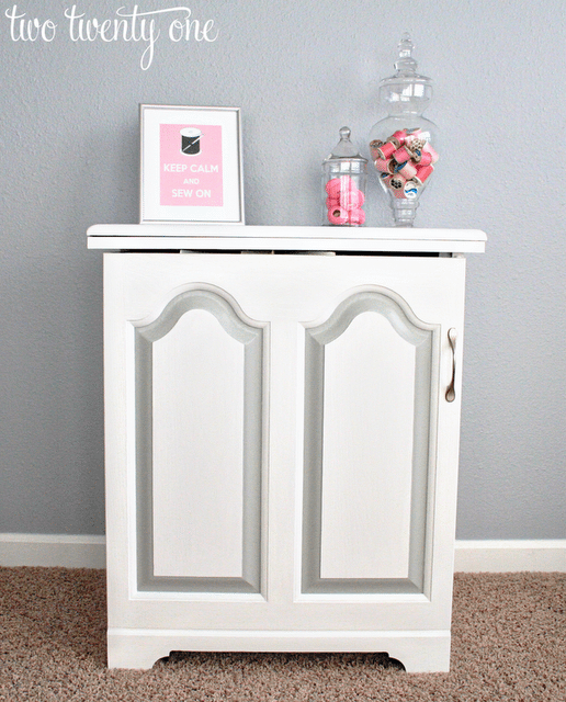 white+and+grey+sewing+machine+cabinet+1