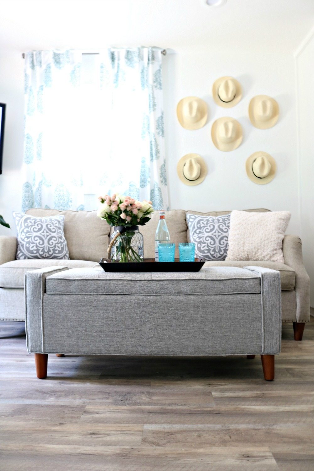 Farmhouse Cottage Living Room