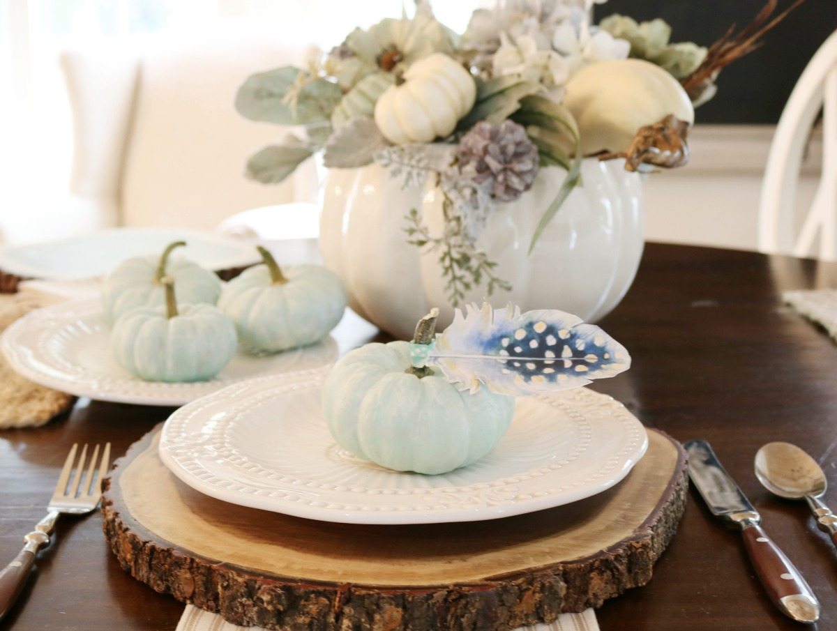Soft colors for fall and a free printable