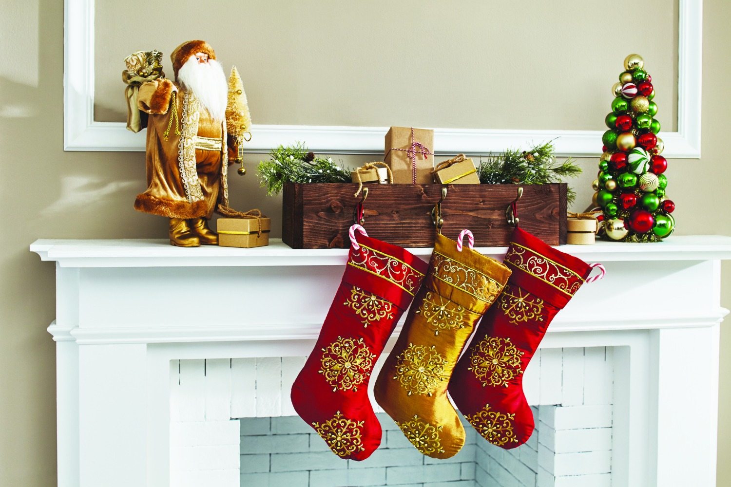 Stocking Hanger DIY