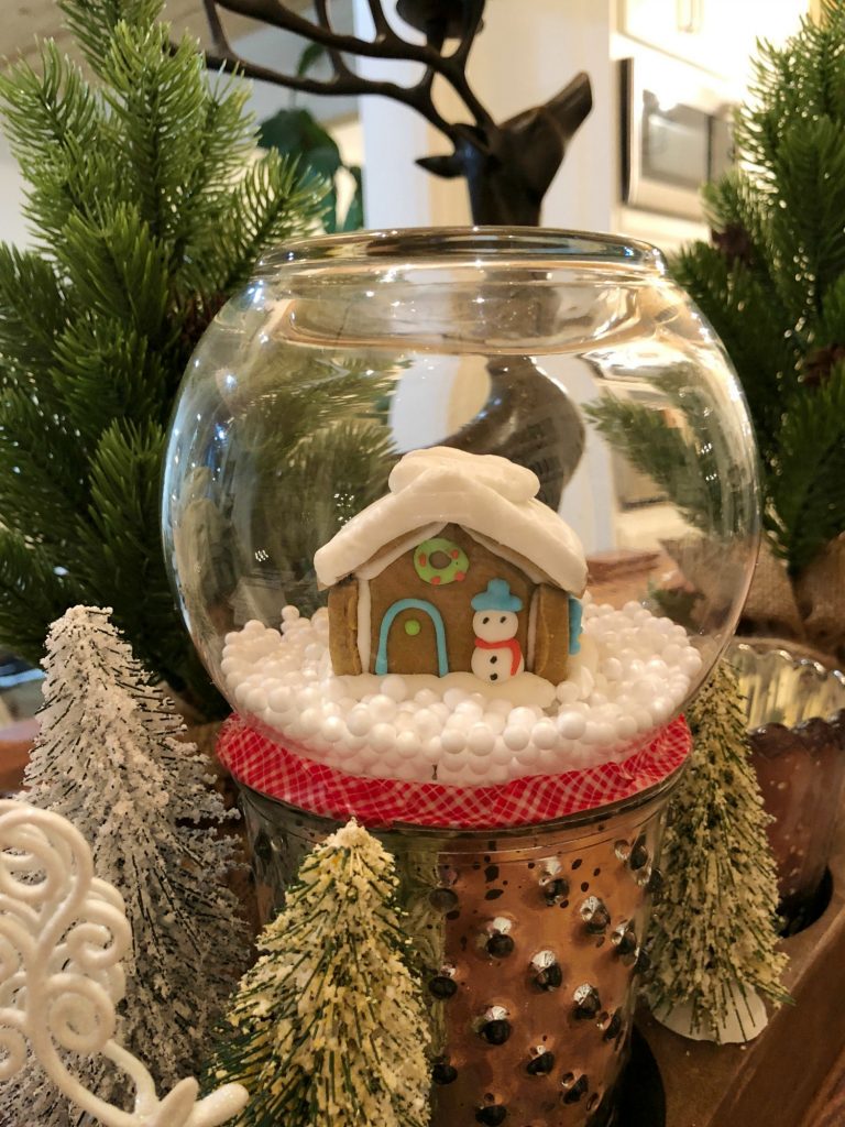 Gingerbread house snow globe for Christmas table