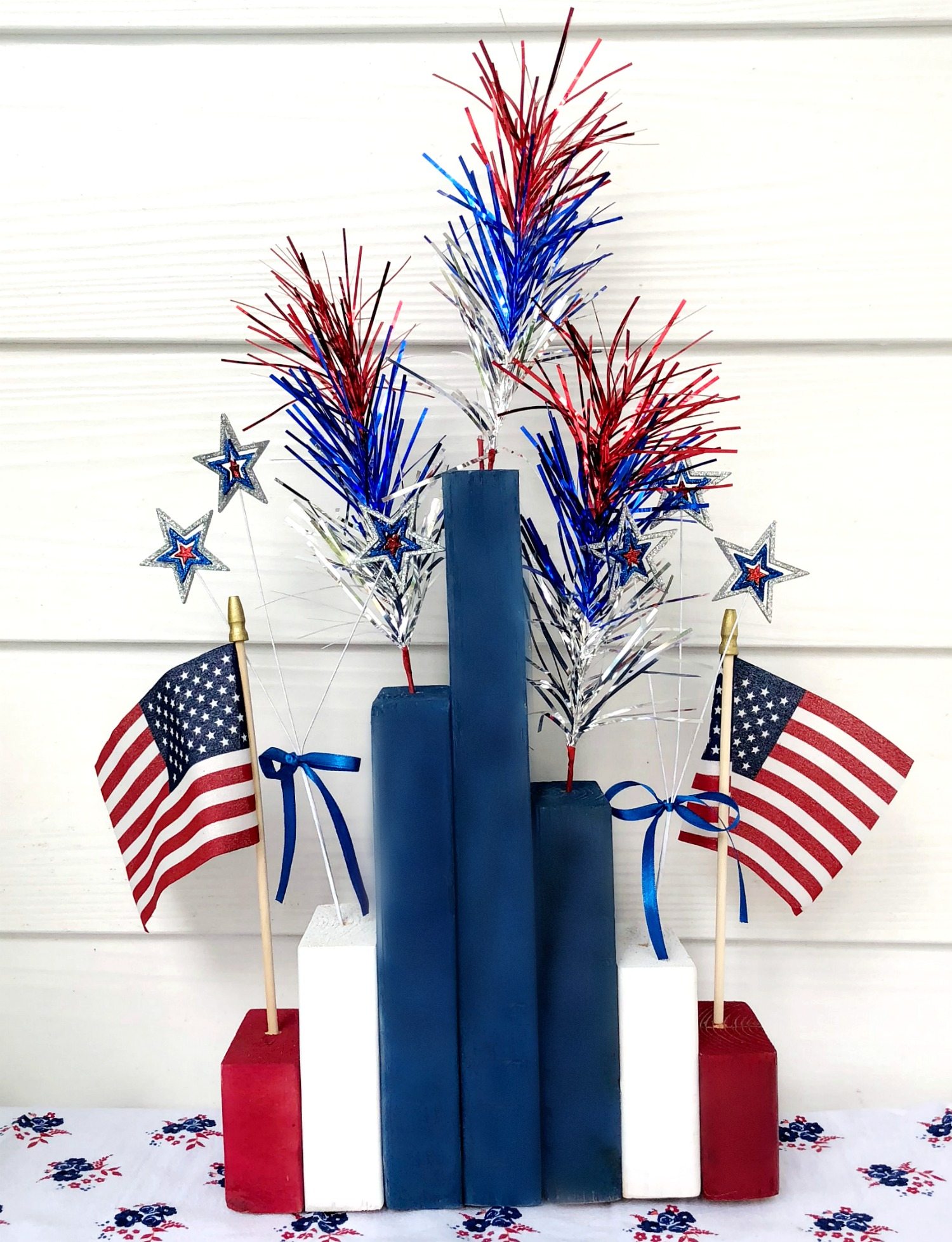 Easy Scrap Wood Patriotic Centerpiece