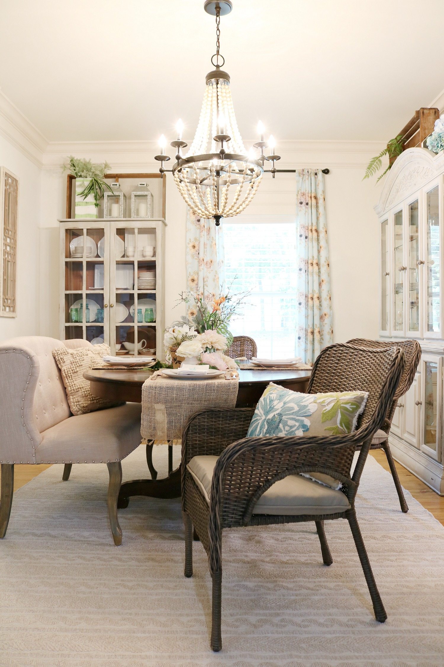 Casual Dining Room Refresh