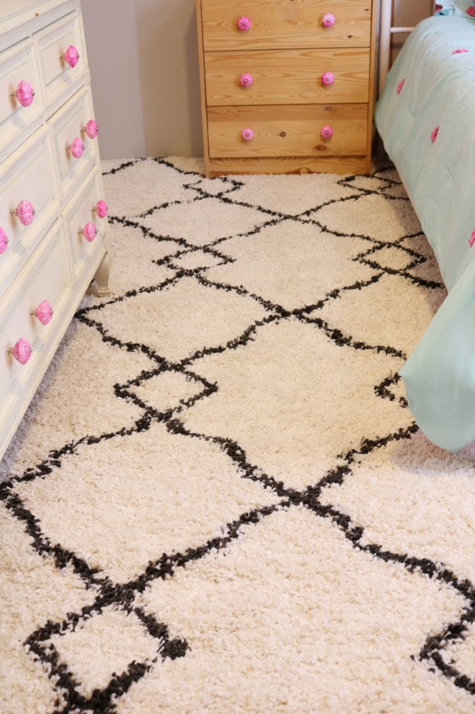 rug details