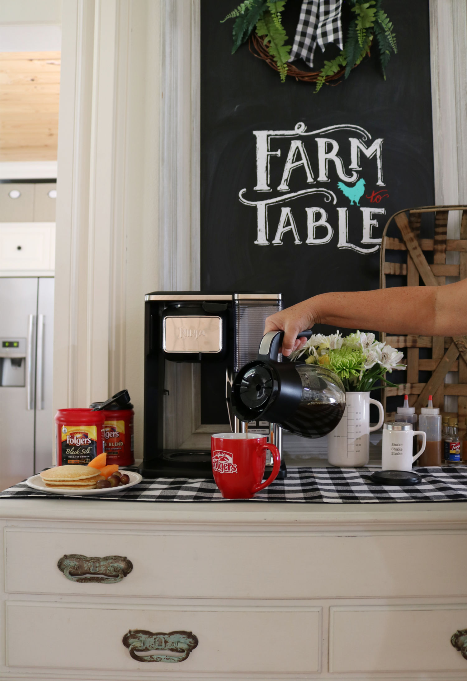 Brunch Ideas - How to set up a Quick and Easy Coffee Bar at Home