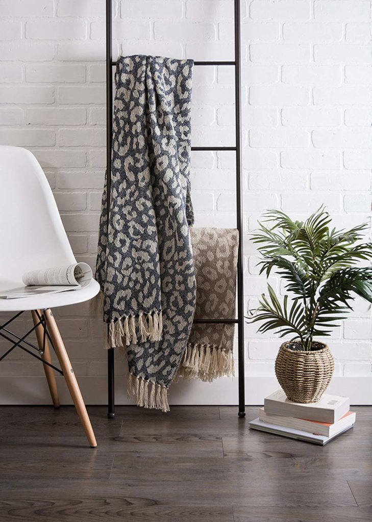 Great Holiday Gift Ideas Under $25